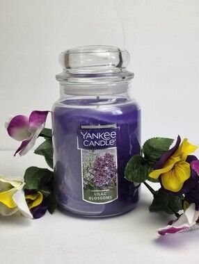 Yankee Candle Lilac Blossoms Original Large Jar 22 oz. New!